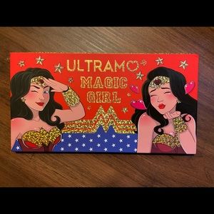 New Ultramo cosmetics Wonder Woman palette